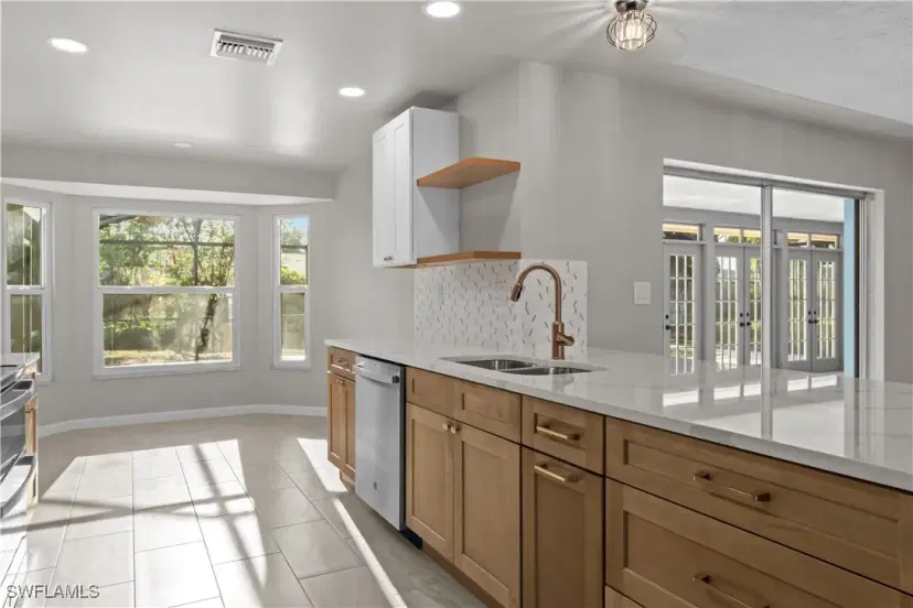 Picture of 5327 Shalley Cir W, Fort Myers FL 33919