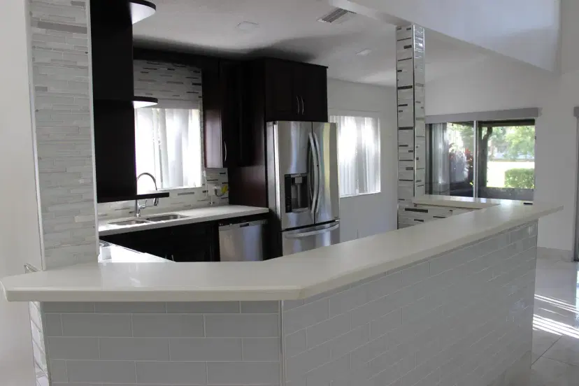 Picture of 7608 Pinewalk Drive 127, Margate FL 33063