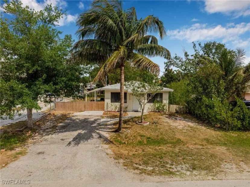 Picture of 3433 Hibiscus Ave, Naples FL 34104