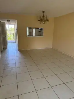 Picture of 1300 SW 124Th Ter 410, Pembroke Pines, FL 33027