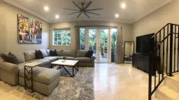 Picture of 423 SW 17Th St 423, Fort Lauderdale, FL 33315