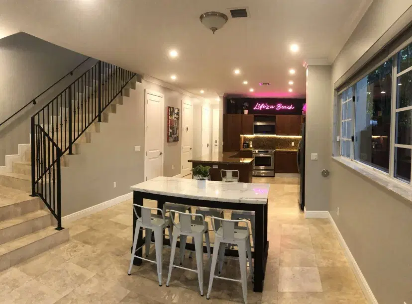 Picture of 423 SW 17Th St 423, Fort Lauderdale FL 33315