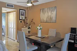Picture of 238 Chatham L, West Palm Beach, FL 33417