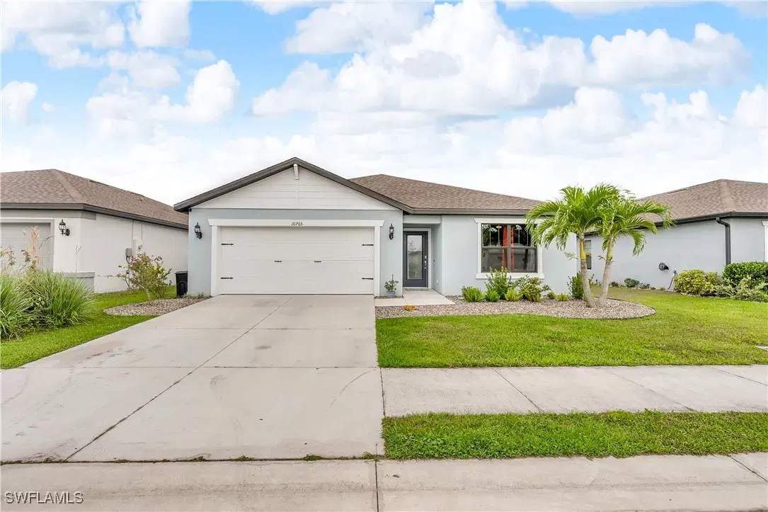 Picture of 10765 Firebush Cir, North Fort Myers, FL 33917