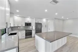Picture of 1024 NW 83Rd Dr, Coral Springs, FL 33071