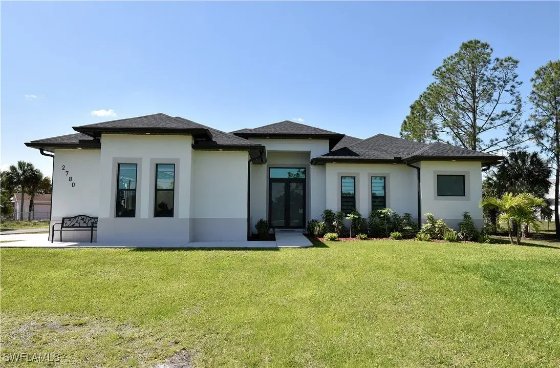 Picture of 2780 16Th Ave Se, Naples, FL 34117