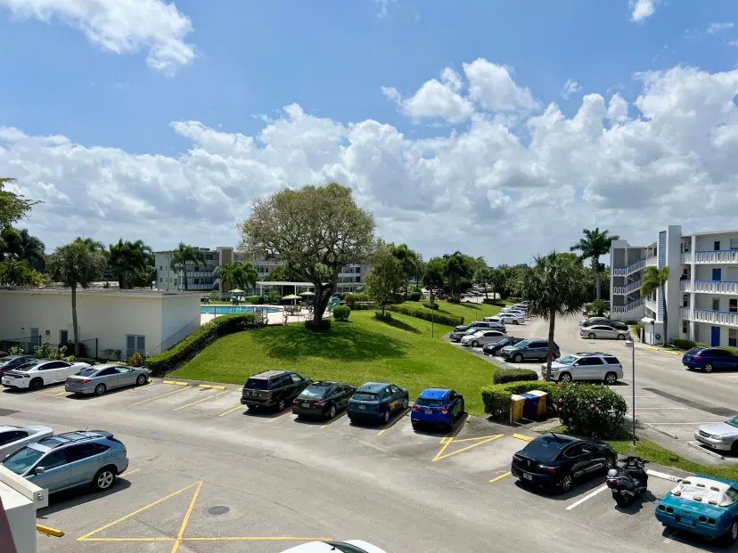 Picture of 303 Greenbrier C, West Palm Beach FL 33417