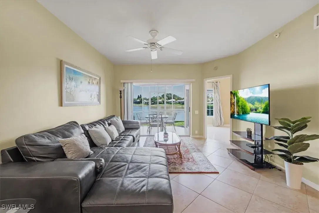Picture of 13070 Amberley Ct 902, Bonita Springs, FL 34135