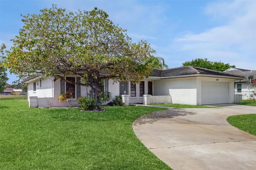 Picture of 109 Rivera Ave, Royal Palm Beach FL 33411
