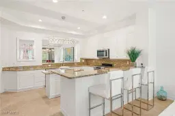 Picture of 2847 Tiburon Blvd E 102, Naples, FL 34109