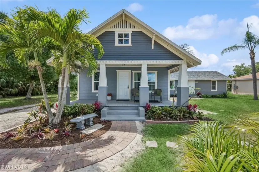 Picture of 1926 Collier Ave, Fort Myers FL 33901
