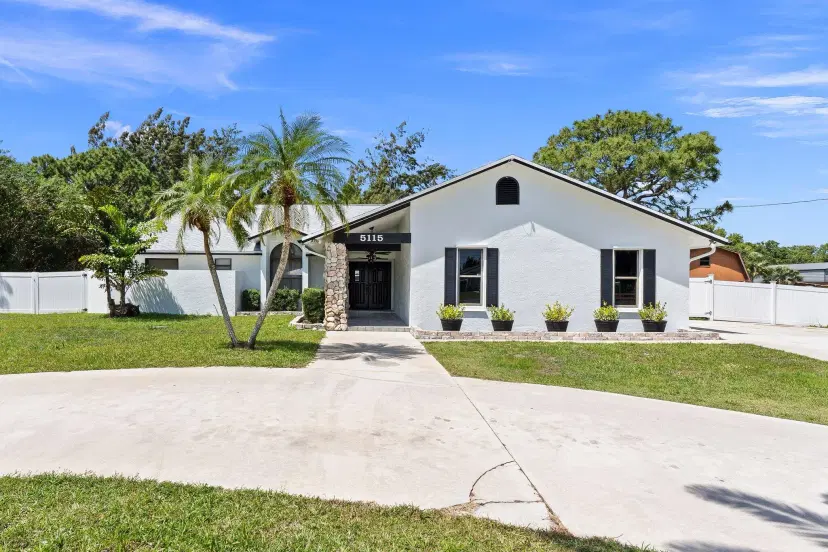 Picture of 5115 Silver Oak Drive, Fort Pierce FL 34982