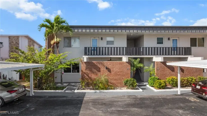 Picture of 632 Victoria Dr 101, Cape Coral FL 33904