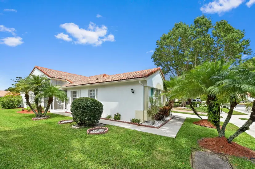 Picture of 6077 Lake Hibiscus Drive, Delray Beach FL 33484