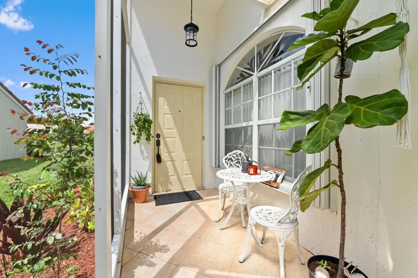 Picture of 6077 Lake Hibiscus Drive, Delray Beach FL 33484