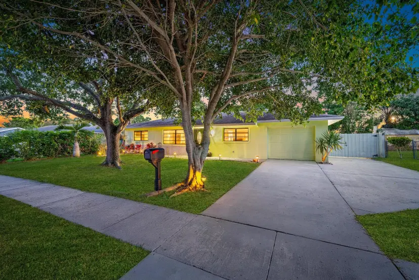 Picture of 3336 Grove Road, Palm Beach Gardens FL 33410