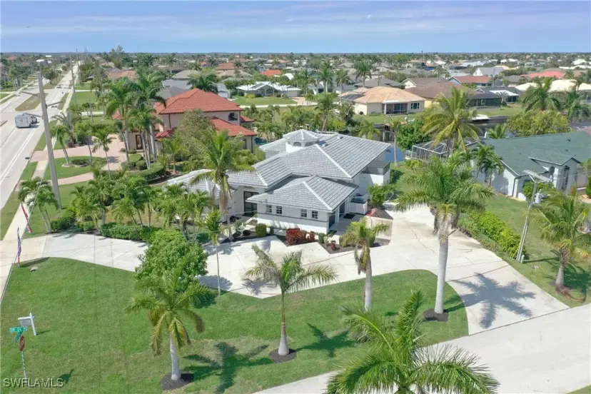 Picture of 2417 Cape Coral Pkwy W, Cape Coral FL 33914