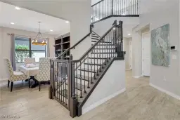 Picture of 7175 Wilton Dr, Naples, FL 34109