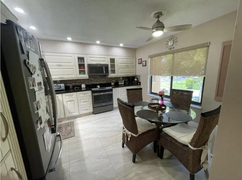 Picture of 11282 Green Lake Drive 202, Boynton Beach FL 33437