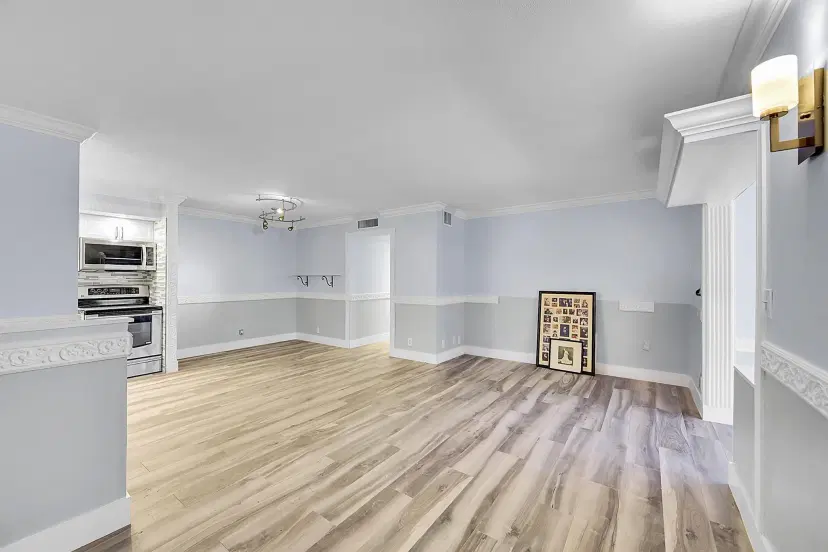 Picture of 15496 Lakes Of Delray 107 Boulevard 107, Delray Beach FL 33484