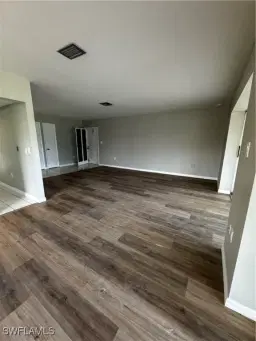 Picture of 1739 Golf Club Dr 8, North Fort Myers, FL 33903