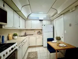 Picture of 12 NE 19Th Ct 204A, Wilton Manors, FL 33305