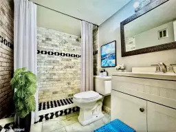 Picture of 12 NE 19Th Ct 204A, Wilton Manors, FL 33305