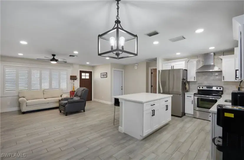Picture of 1432 SE 11Th St, Cape Coral FL 33990