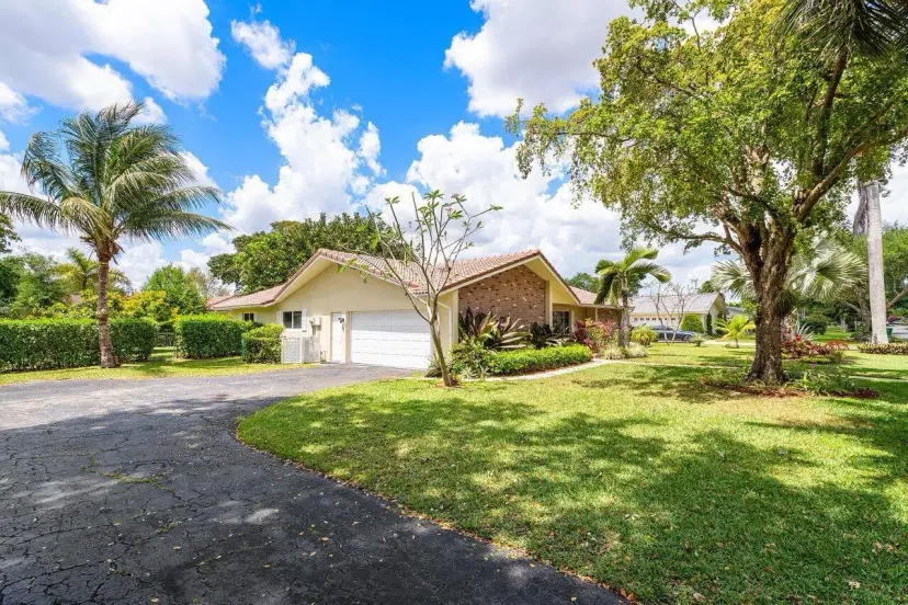Picture of 2700 NW 106Th Avenue, Coral Springs FL 33065