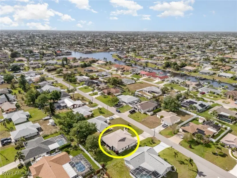 Picture of 1140 SE 17Th Ter, Cape Coral FL 33990
