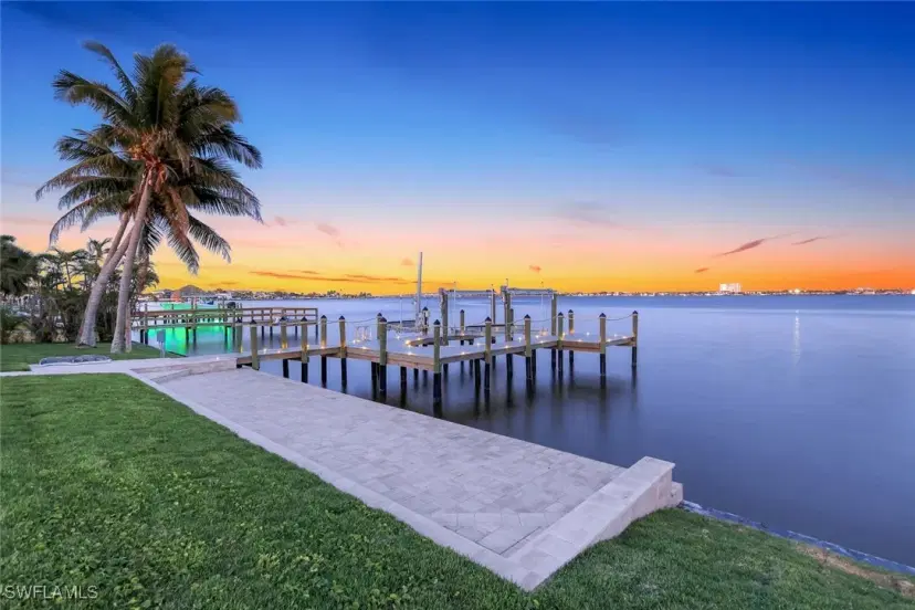 Picture of 5249 Nautilus Dr, Cape Coral FL 33904