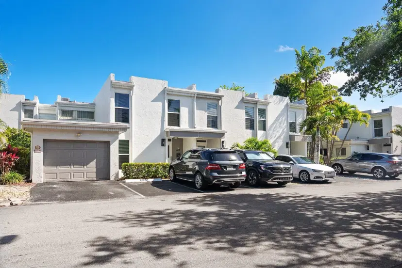 Picture of 656 Kensington Pl 12B, Fort Lauderdale, FL 33305