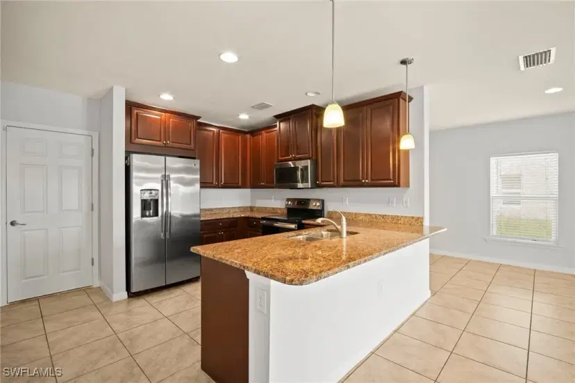 Picture of 4109 Wilmont Pl, Fort Myers, FL 33916