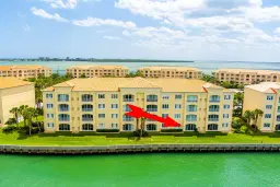 Picture of 18 Harbour Isle Drive 102, Fort Pierce, FL 34949