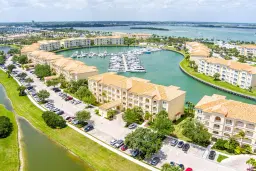 Picture of 18 Harbour Isle Drive 102, Fort Pierce, FL 34949
