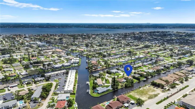 Picture of 5114 York Ct, Cape Coral FL 33904