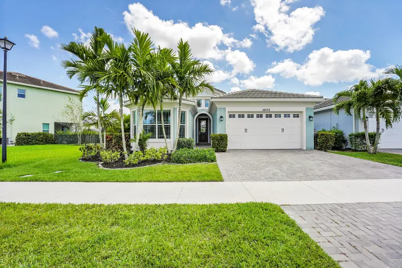Picture of 16072 Whippoorwill Circle, Westlake FL 33470