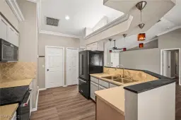 Picture of 9061 Irving Rd, Fort Myers, FL 33967