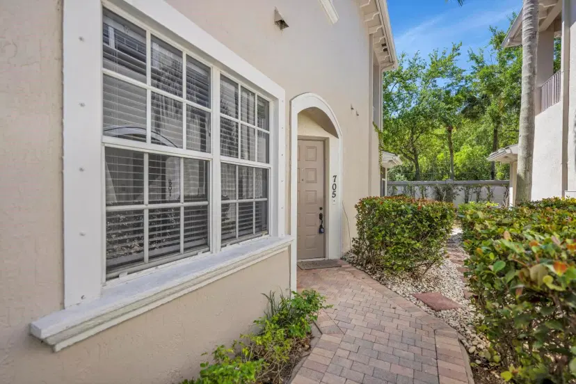 Picture of 6365 Bella Cir 705, Boynton Beach FL 33437