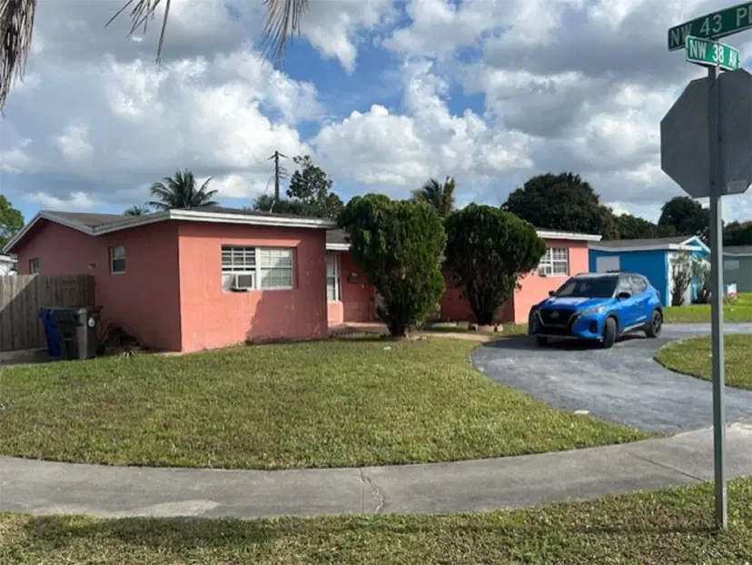 Picture of 4390 NW 38Th Ave, Fort Lauderdale FL 33309