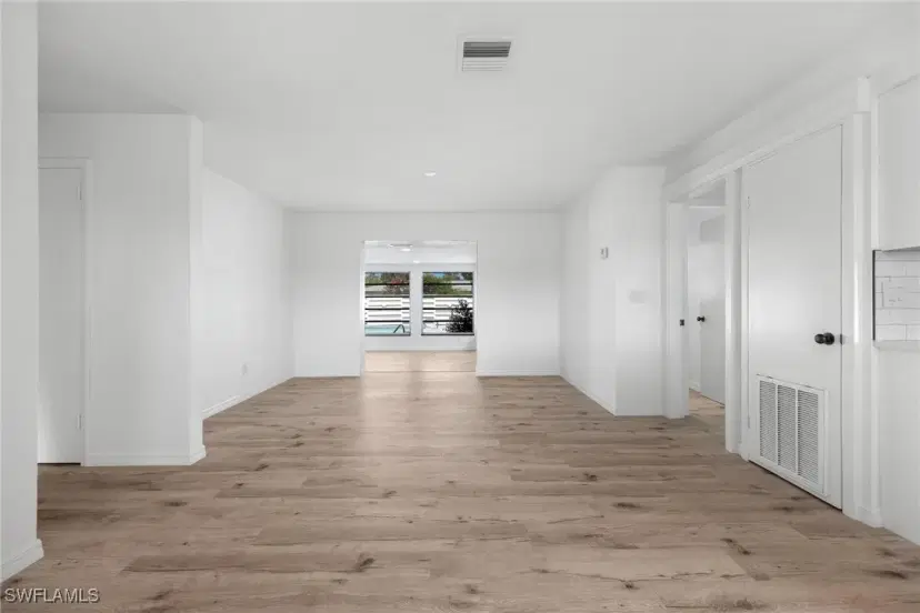 Picture of 8937 Forest St, Fort Myers FL 33907