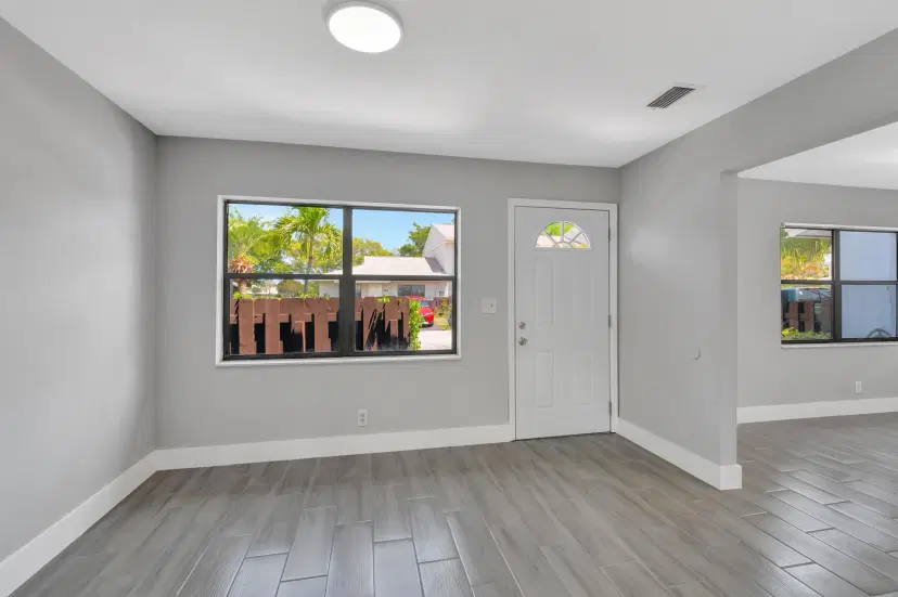 Picture of 16322 Country Lake Circle, Delray Beach FL 33484