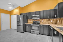 Picture of 7280 Summer Tree Dr B, Boynton Beach, FL 33437