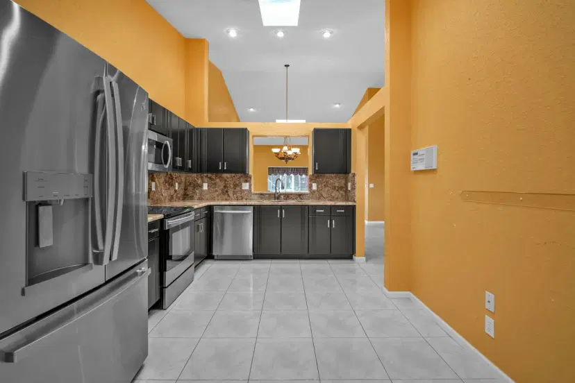Picture of 7280 Summer Tree Dr B, Boynton Beach FL 33437