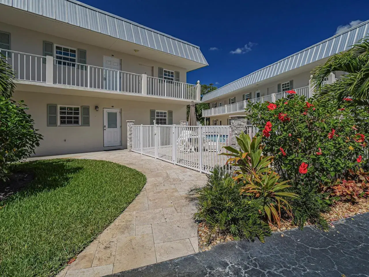 Picture of 900 Jasmine Lane 101A, Vero Beach, FL 32963