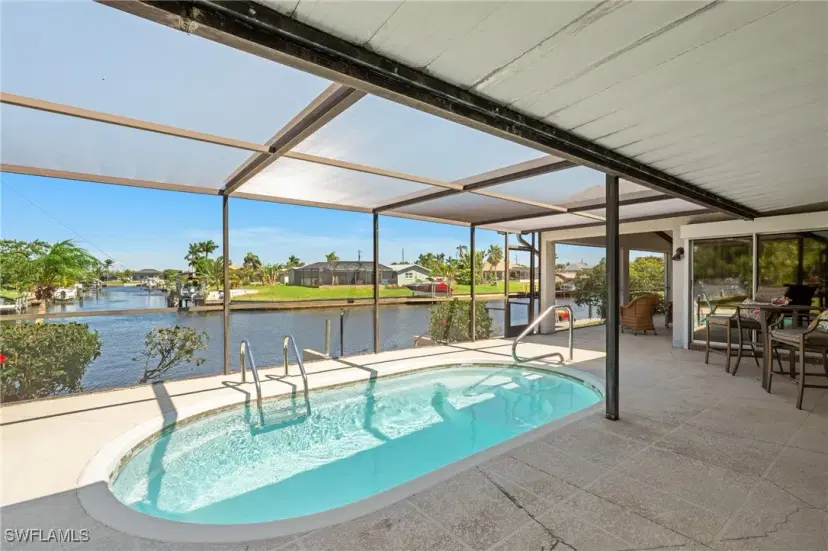 Picture of 2209 SE 10Th Ave, Cape Coral FL 33990