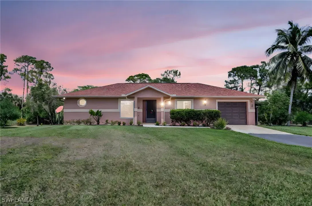 Picture of 851 19Th St Sw, Naples, FL 34117
