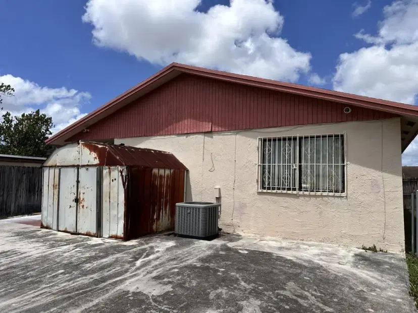 Picture of 5084 NW 195Th Ln, Miami Gardens FL 33055