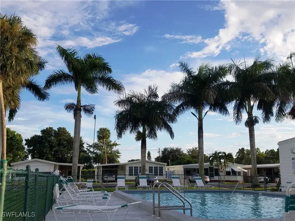 Picture of 27 Amethyst Ave 27A, Naples, FL 34114
