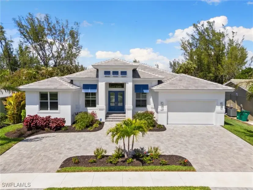 Picture of 641 Diplomat Ct, Marco Island FL 34145